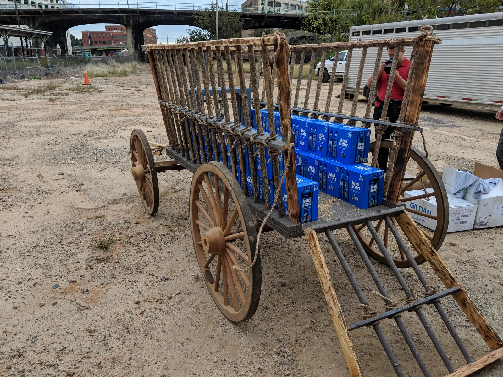 Dilly Dilly Wagon: photo 1